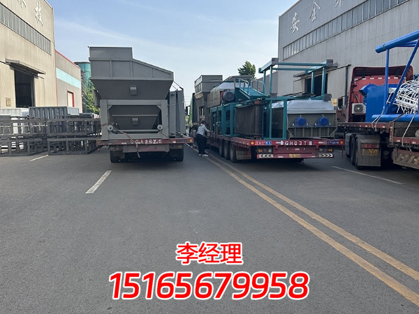 600型穩(wěn)定土拌合站發(fā)貨